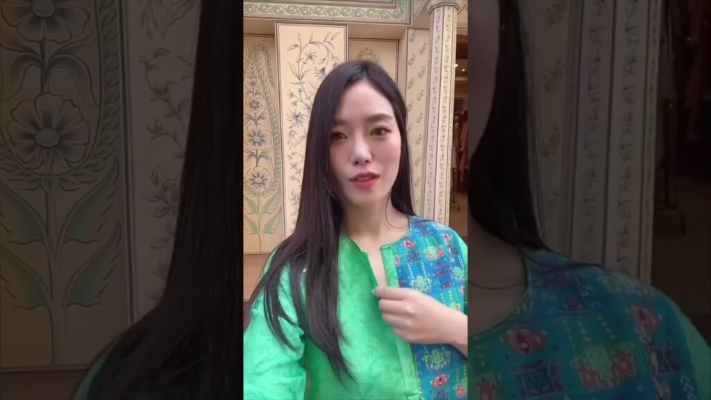 Indian Women GIrls Outfit Styling & Fashion Tips