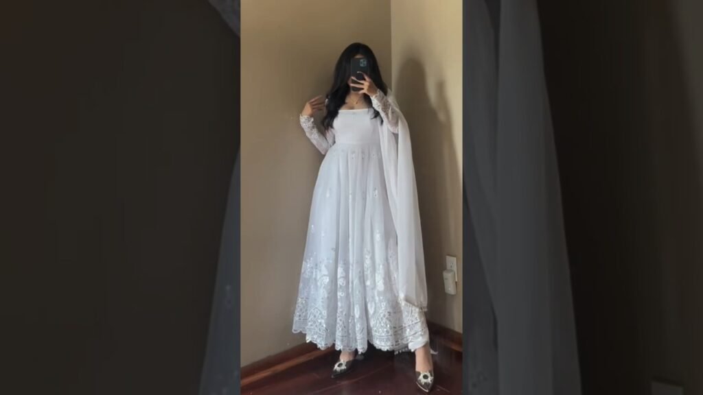 Indian Women GIrls Outfit Styling & Fashion Tips