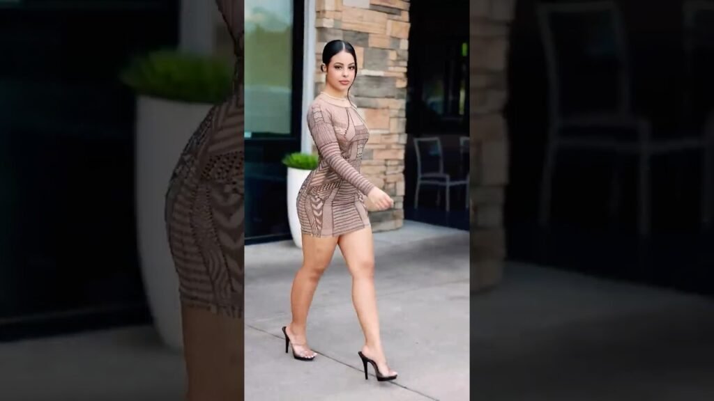 Women Seasonal Fashion Trends Videos