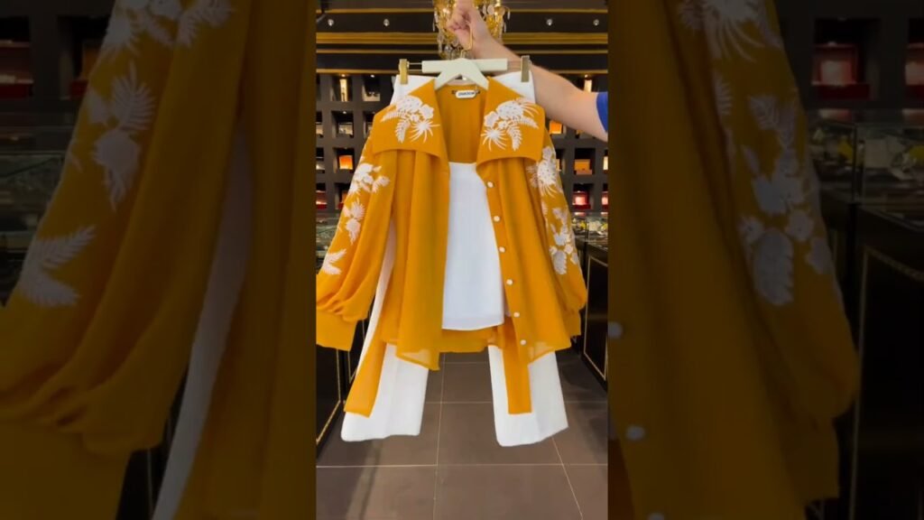 Women Seasonal Fashion Trends Videos