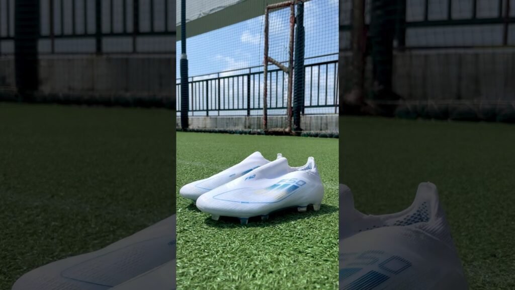 womenʼs footwear accessories videos