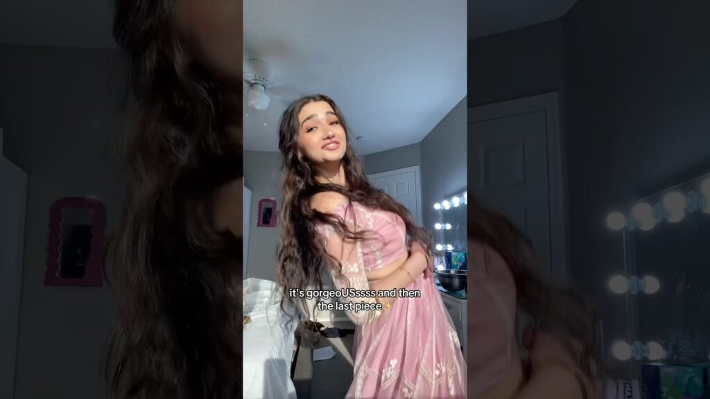 Indian Women GIrls Outfit Styling & Fashion Tips