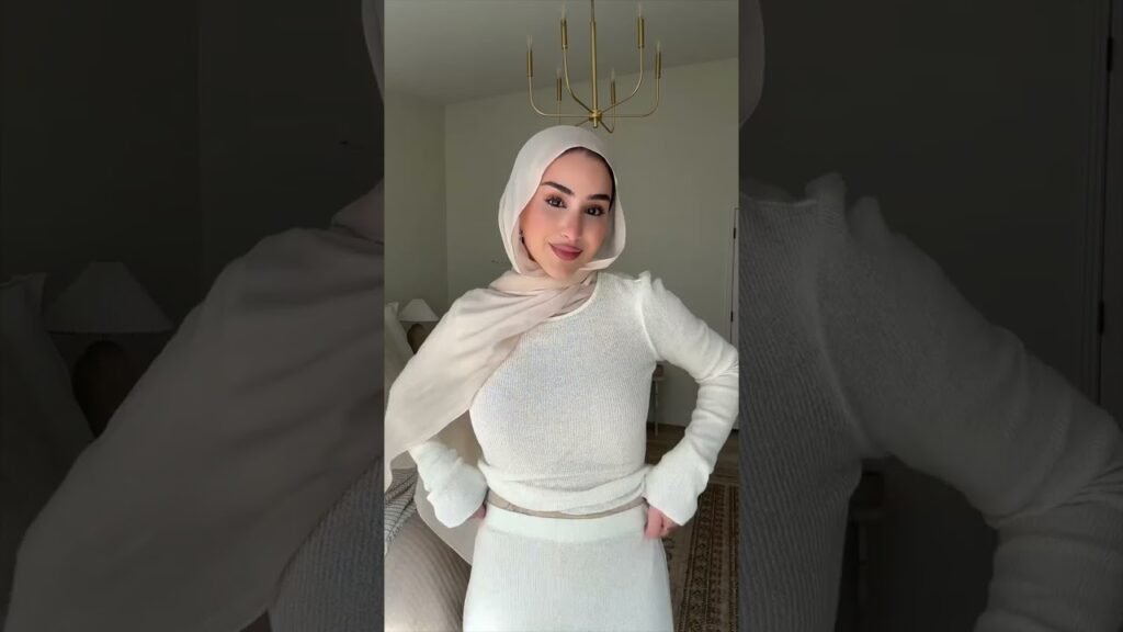 Women Seasonal Fashion Trends Videos